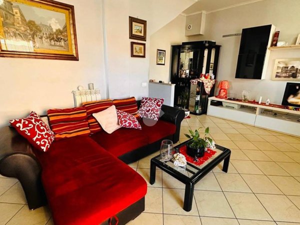 casa indipendente in vendita a Roma in zona Dragona/Bagnoletto