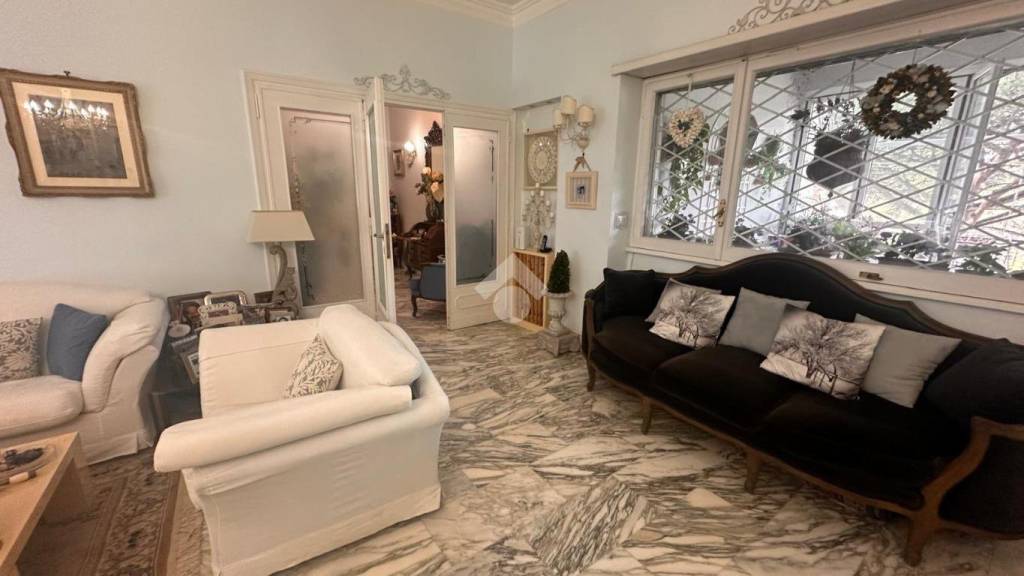 appartamento in vendita a Roma in zona Ostia