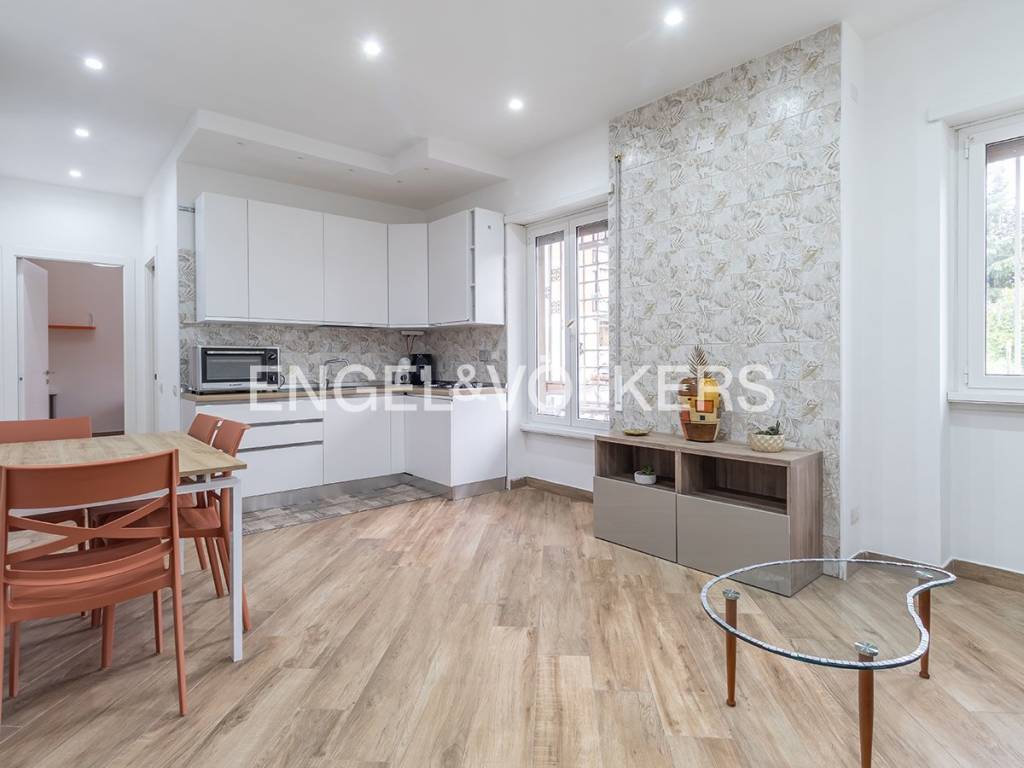 appartamento in vendita a Roma in zona Alessandrino