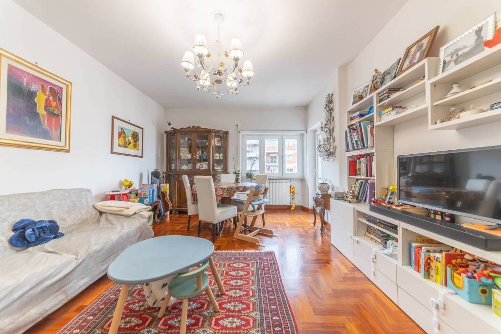 appartamento in vendita a Roma in zona Ponte Mammolo