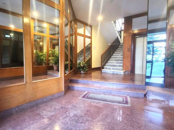 appartamento in vendita a Roma in zona Mostacciano