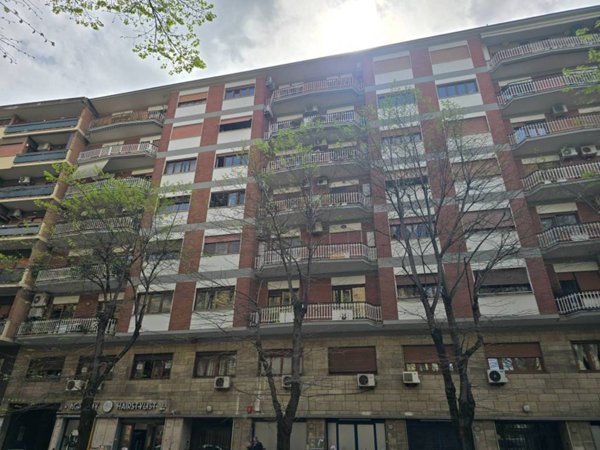 appartamento in vendita a Roma in zona Appio Latino