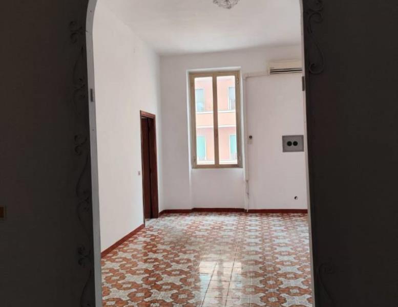 appartamento in vendita a Roma in zona Tuscolano