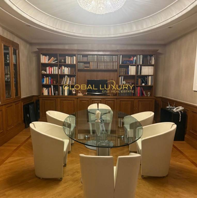 appartamento in vendita a Roma in zona Tor di Quinto