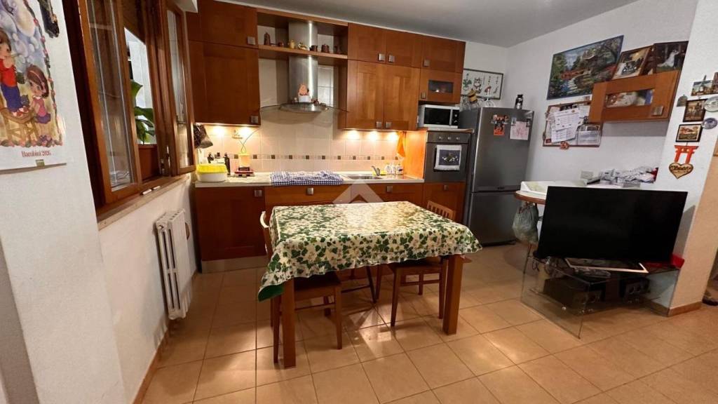 appartamento in vendita a Roma in zona Dragona/Bagnoletto