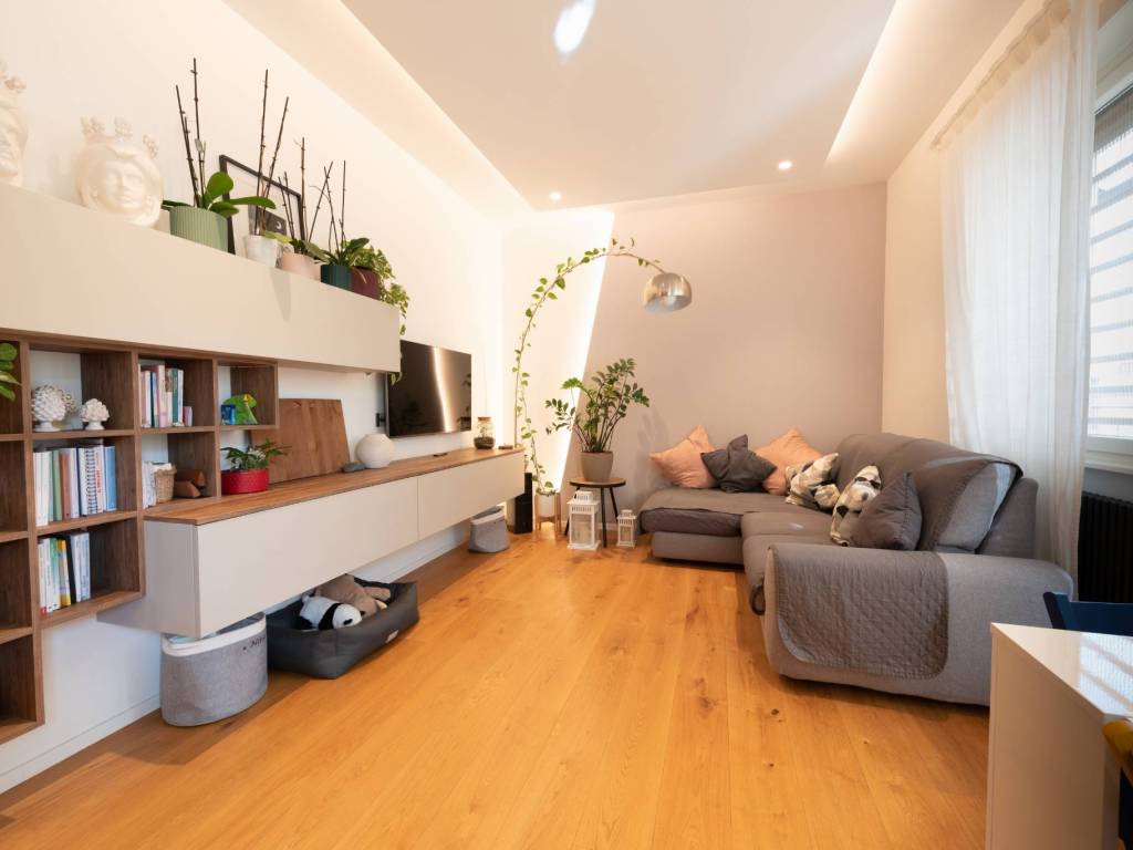 appartamento in vendita a Roma in zona Gianicolense