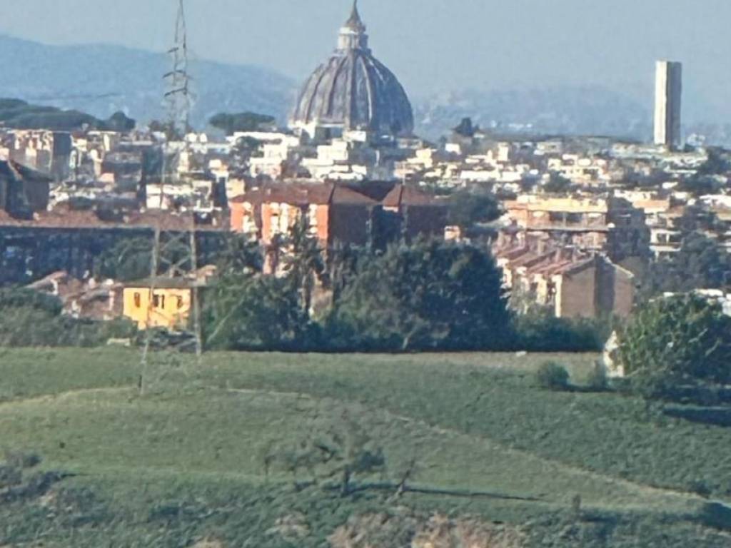 appartamento in vendita a Roma in zona Torrino