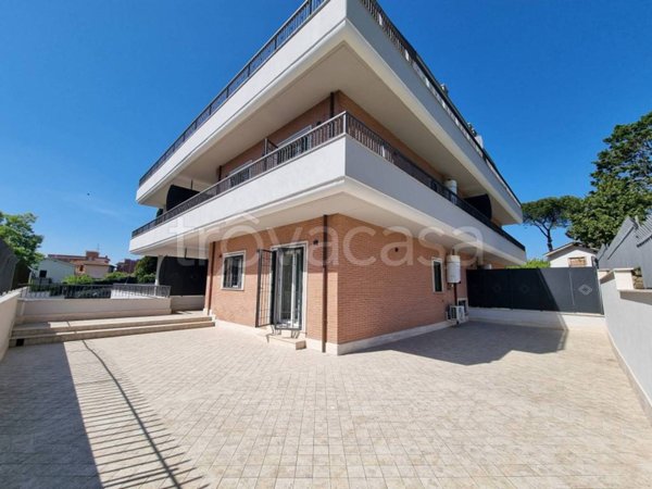 appartamento in vendita a Roma in zona Aurelio