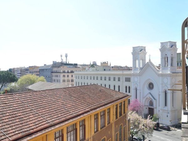 appartamento in vendita a Roma in zona Esquilino