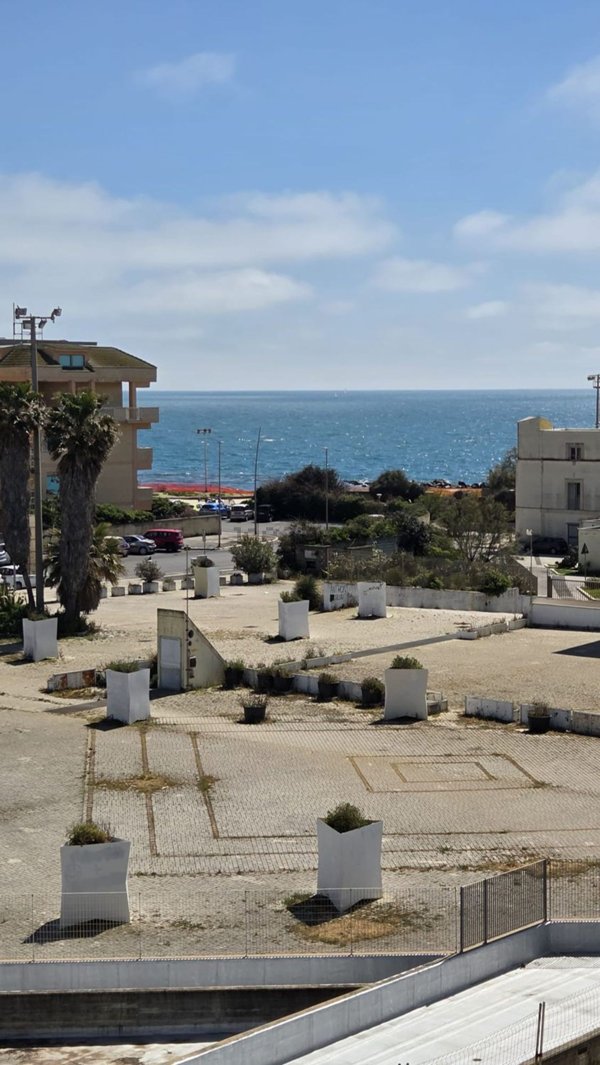 appartamento in vendita a Roma in zona Ostia