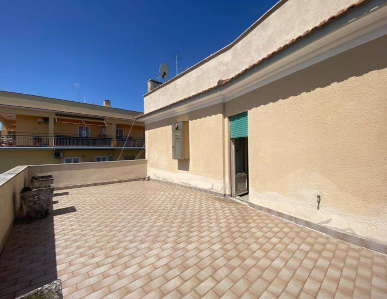 appartamento in vendita a Roma in zona Prenestino-Centocelle