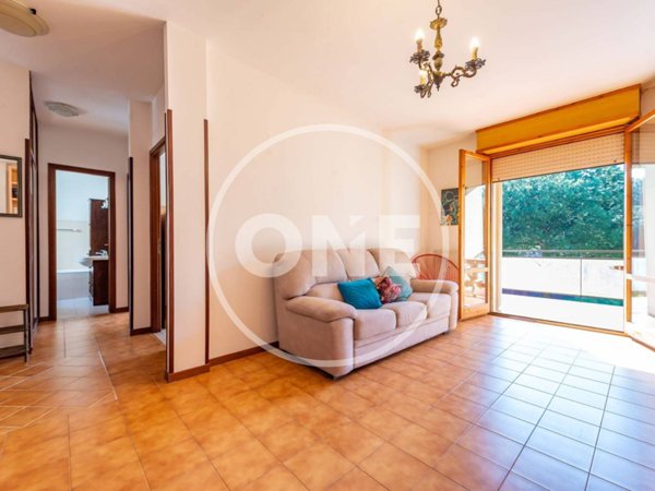 appartamento in vendita a Roma in zona Tor Bella Monaca