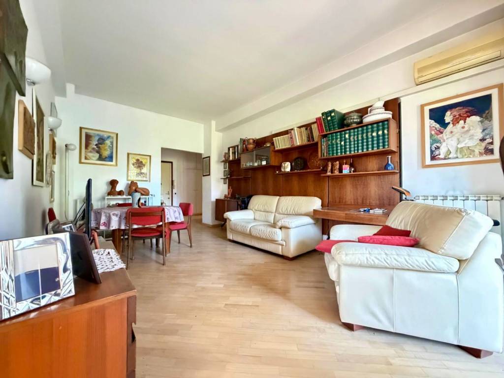 appartamento in vendita a Roma in zona Portuense