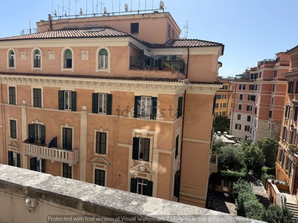 appartamento in vendita a Roma in zona Gianicolense