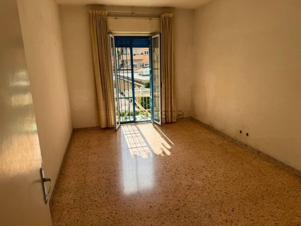 appartamento in vendita a Roma in zona Ostia
