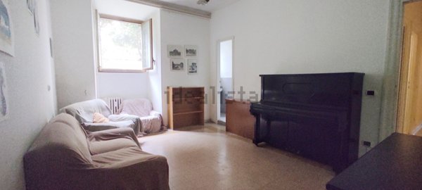 appartamento in vendita a Roma in zona Appio Latino