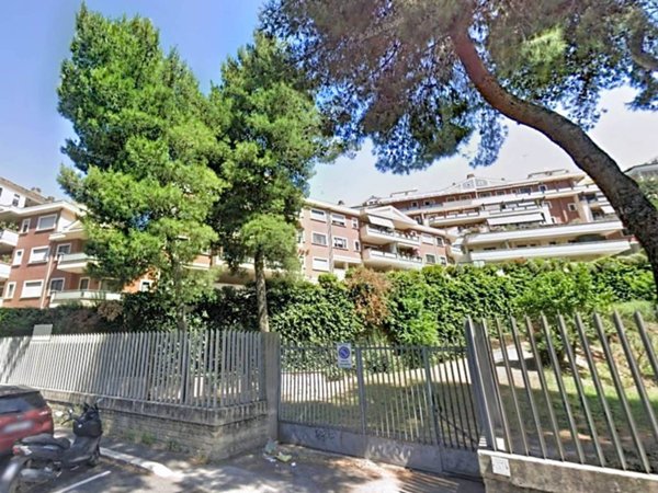 appartamento in vendita a Roma in zona Torrino