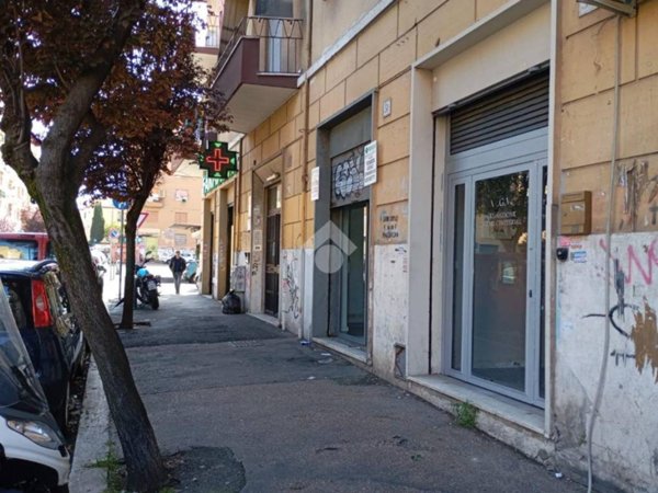 negozio in vendita a Roma in zona Tiburtino