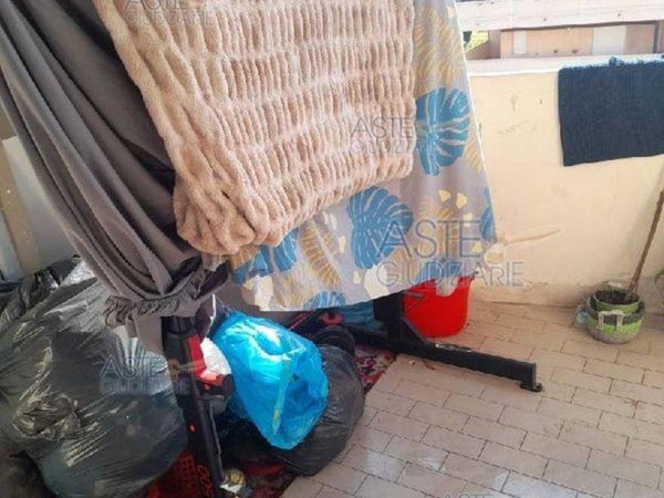 appartamento in vendita a Roma in zona Torre Angela