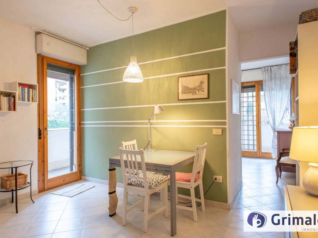 appartamento in vendita a Roma in zona Castel di Leva