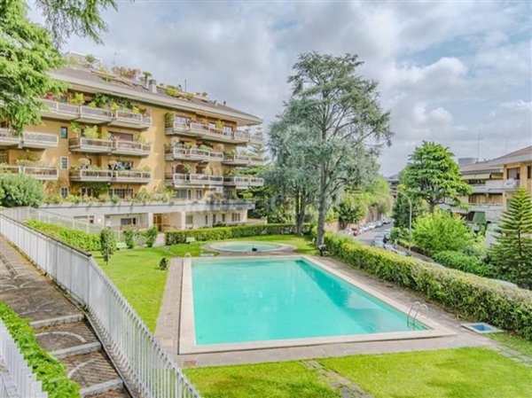 appartamento in vendita a Roma in zona Gianicolense