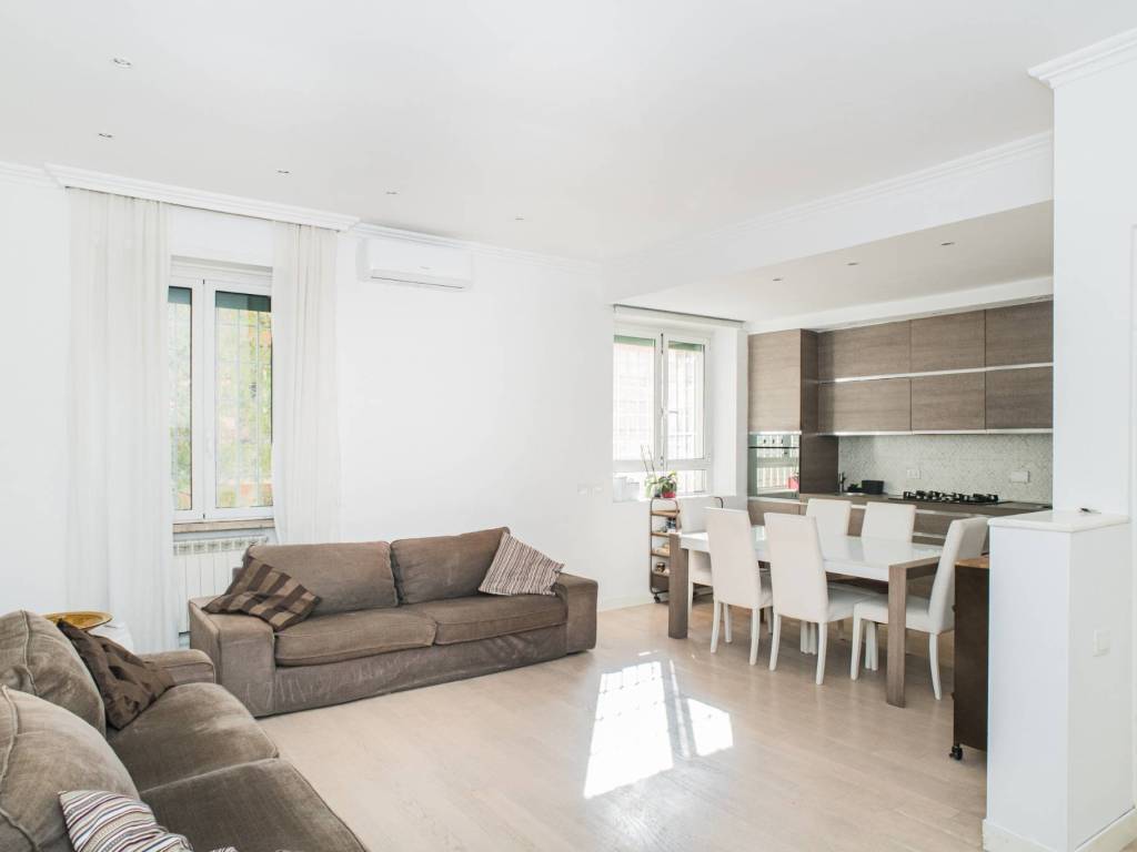 appartamento in vendita a Roma in zona Gianicolense