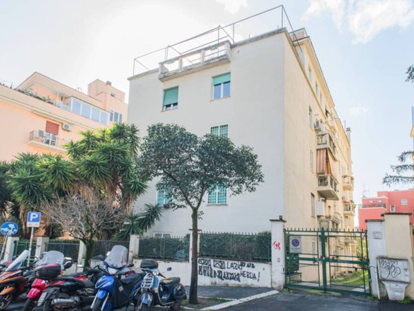 appartamento in vendita a Roma in zona Gianicolense