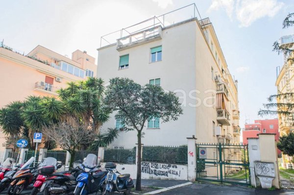 appartamento in vendita a Roma in zona Gianicolense