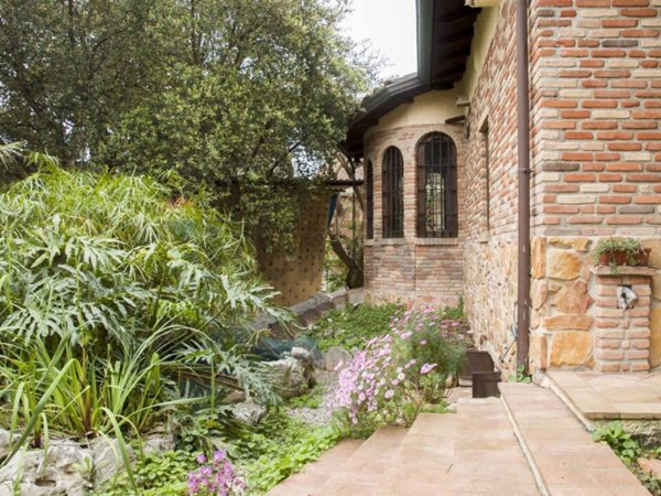 casa indipendente in vendita a Roma in zona Ottavia