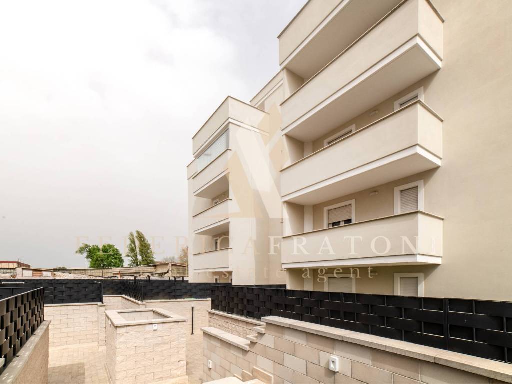 appartamento in vendita a Roma in zona Romanina