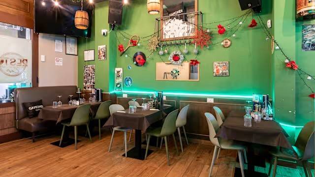 negozio in vendita a Roma in zona Nomentano