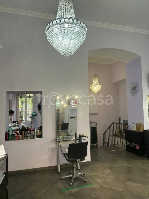 negozio in vendita a Roma in zona Ostia