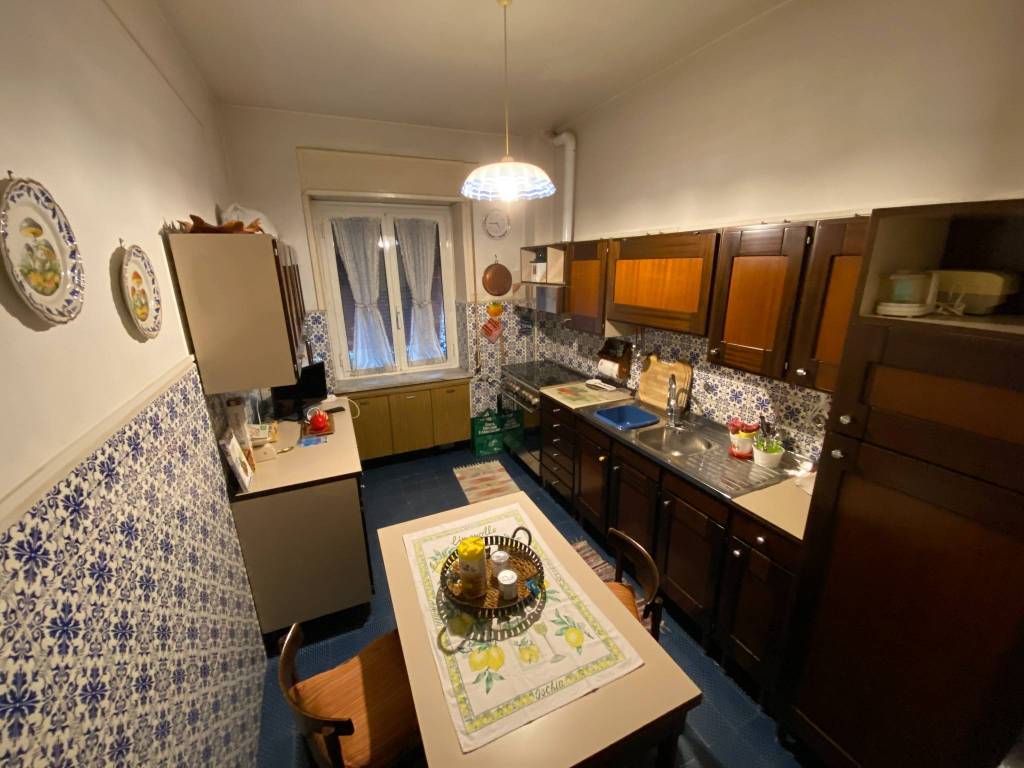 appartamento in vendita a Roma in zona Tuscolano