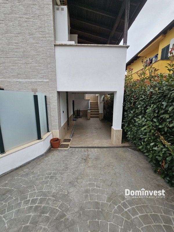 appartamento in vendita a Roma in zona Labaro