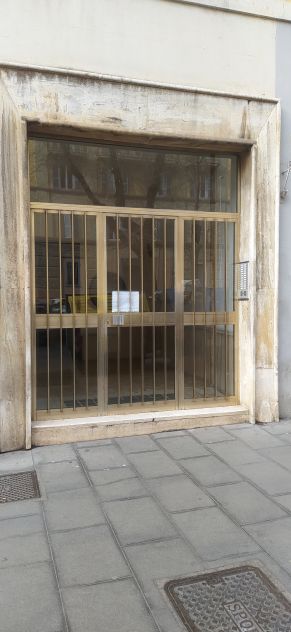 locale commerciale in vendita a Roma in zona Nomentano