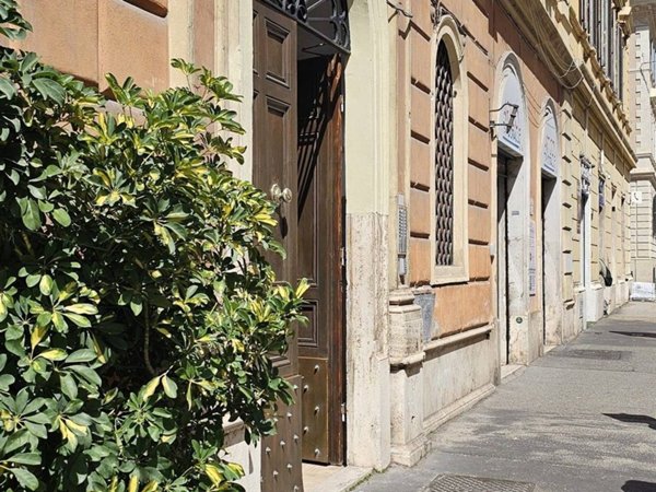 appartamento in vendita a Roma in zona Rione Borgo