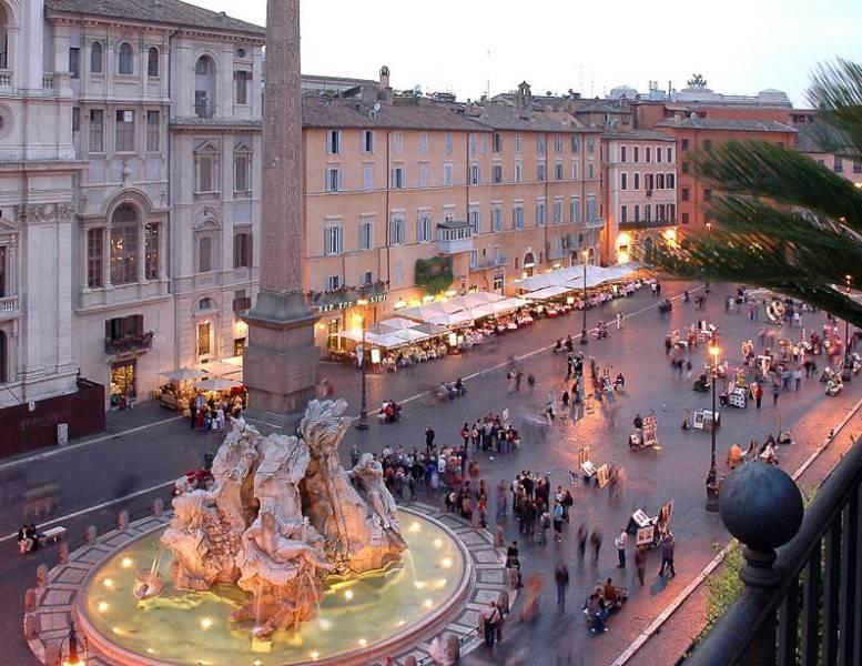 appartamento in vendita a Roma in zona Parione/Sant'Eustachio
