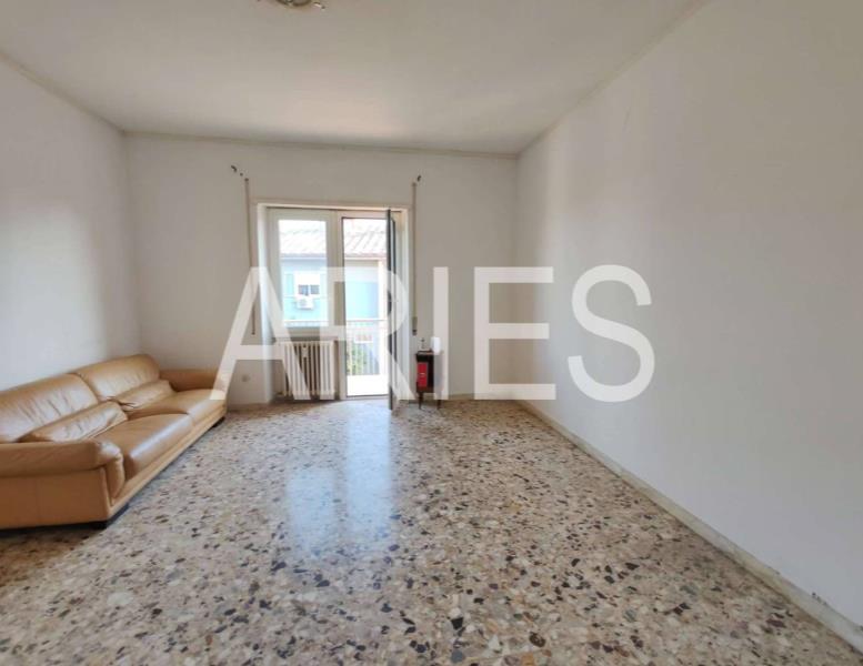 appartamento in vendita a Roma in zona Ostia