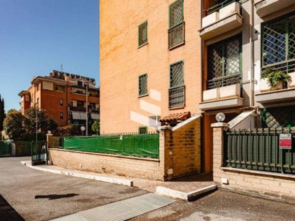 appartamento in vendita a Roma in zona Portuense