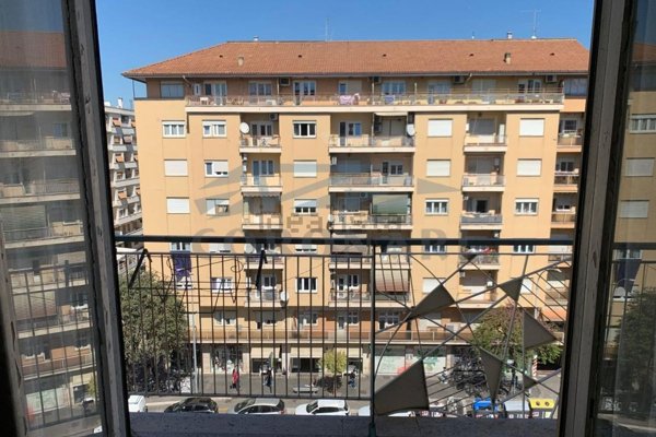 appartamento in vendita a Roma in zona Appio Claudio