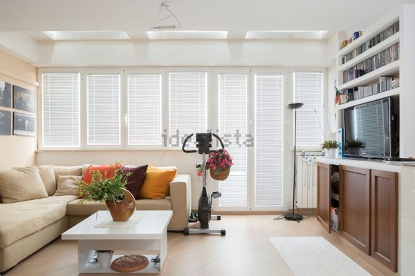 appartamento in vendita a Roma in zona Acilia