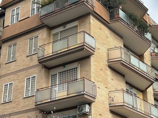 appartamento in vendita a Roma in zona Monte Sacro/Talenti