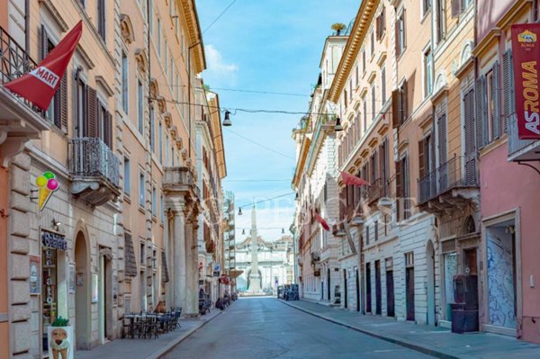 appartamento in vendita a Roma in zona Campo Marzio
