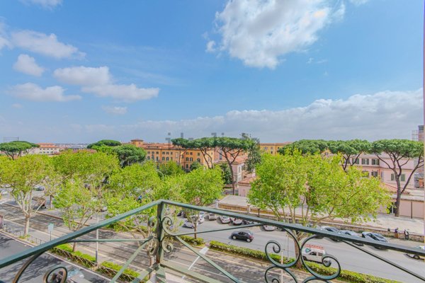 appartamento in vendita a Roma in zona Gianicolense