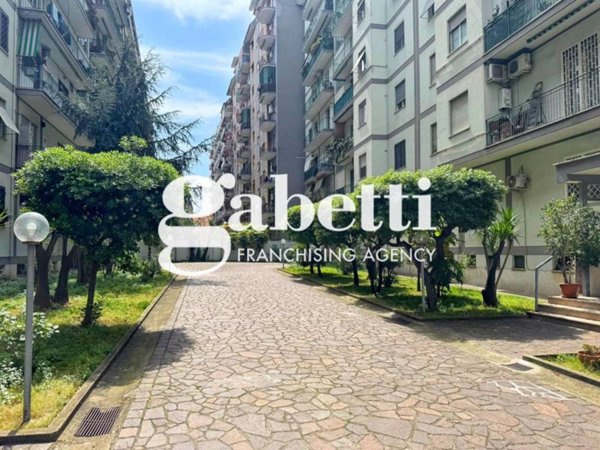 appartamento in vendita a Roma in zona Prenestino-Labicano
