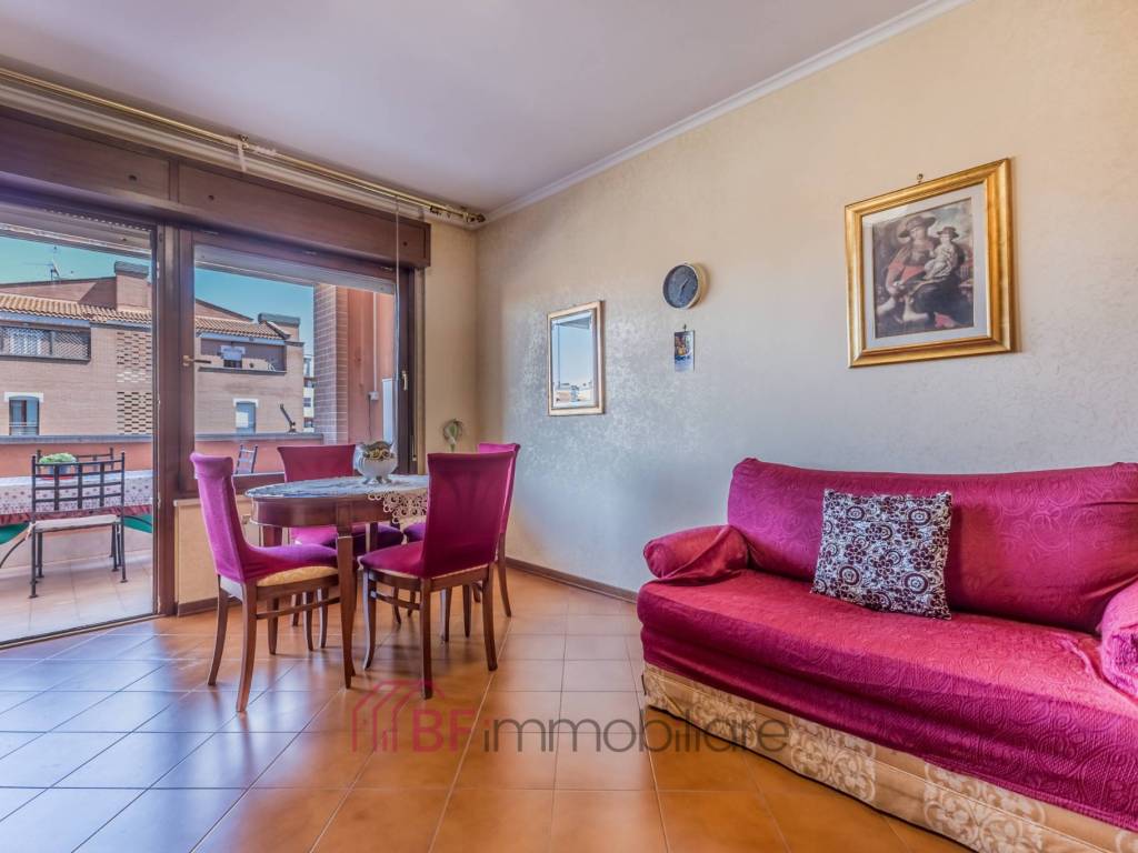 appartamento in vendita a Roma in zona Fonte Laurentina