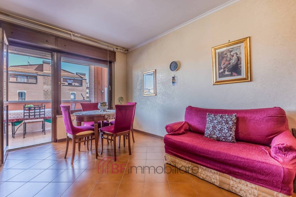 appartamento in vendita a Roma in zona Fonte Laurentina