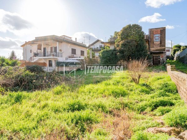 casa indipendente in vendita a Roma in zona Trigoria