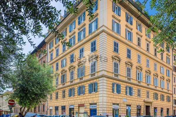 appartamento in vendita a Roma in zona Rione Prati