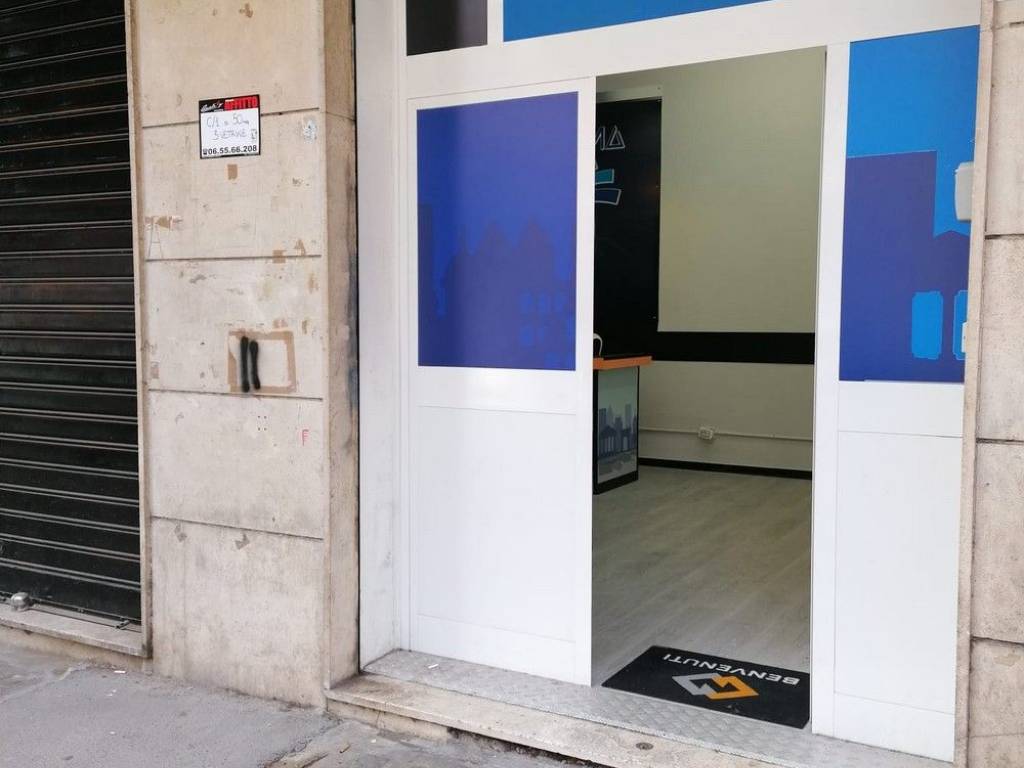 negozio in vendita a Roma in zona Portuense